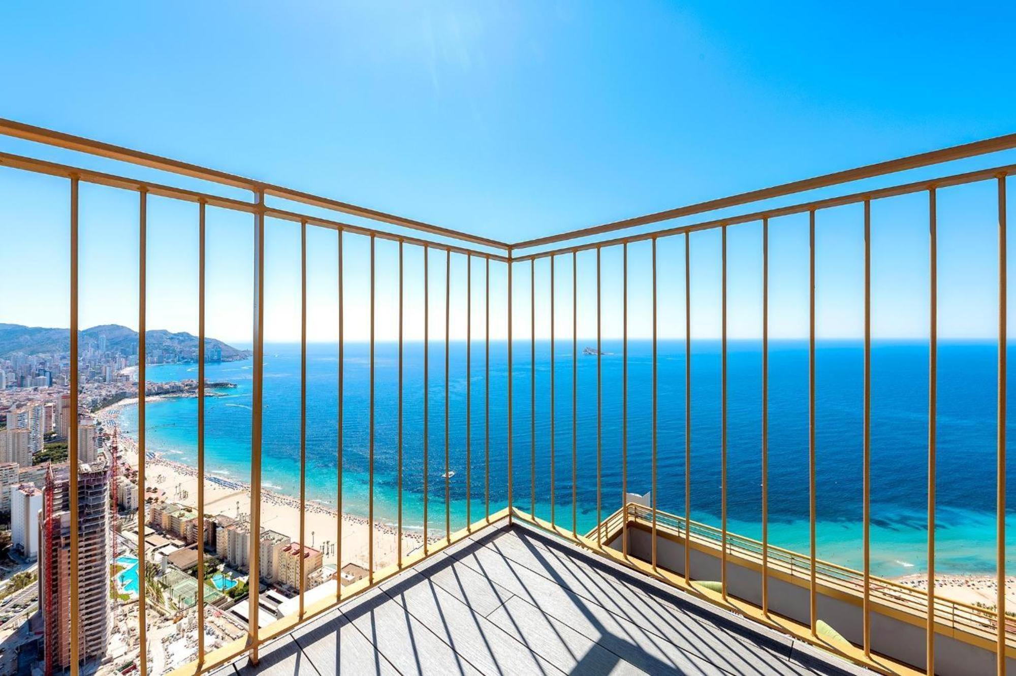 Intempo Sky Apartment 26 Floor Seaview Benidorm Esterno foto