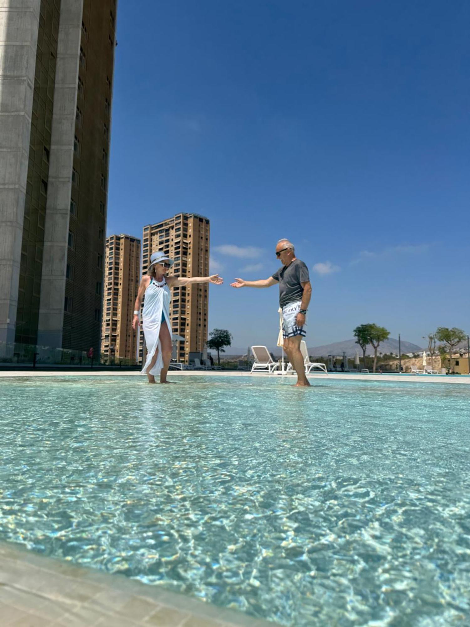 Intempo Sky Apartment 26 Floor Seaview Benidorm Esterno foto